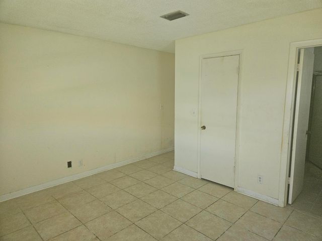1598 SW 13TH Terrace, Boynton Beach, FL 33426