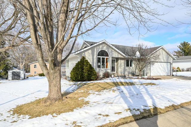 361 S Buckingham BOULEVARD, Whitewater, WI 53190