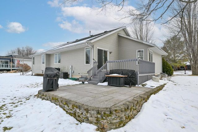 361 S Buckingham BOULEVARD, Whitewater, WI 53190