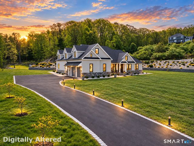 99 Mesa Drive, Bethany, CT 06524