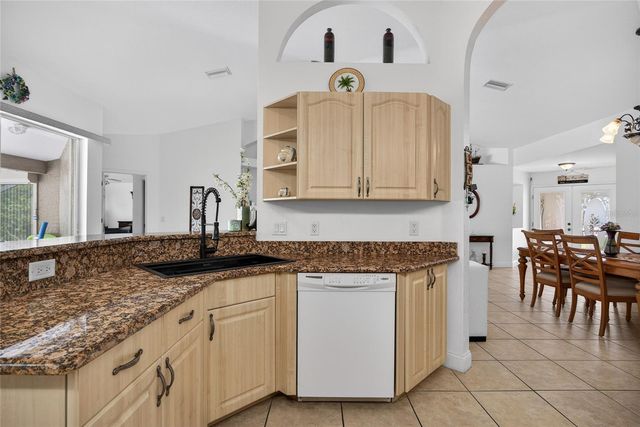 138 WAHOO DRIVE, Rotonda West, FL 33947