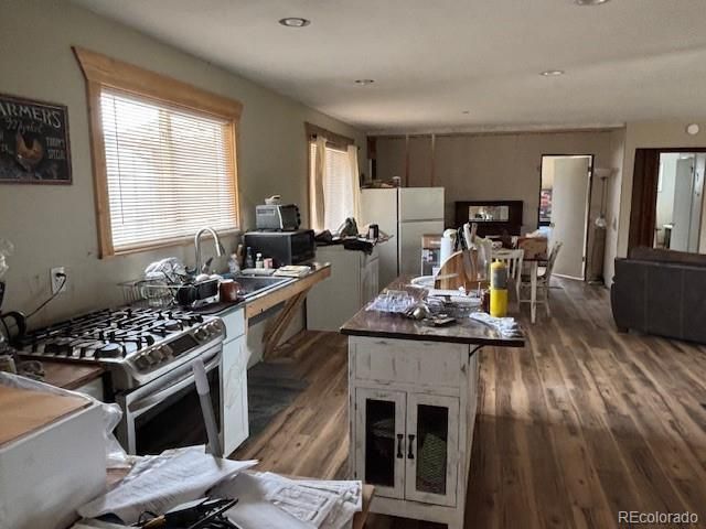 9707 County Lane 22.5, Sugar City, CO 81076