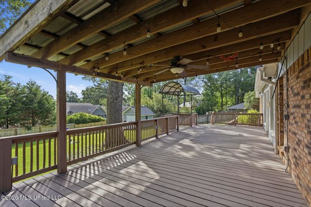 222 Greenfield Place, Brandon, MS 39047