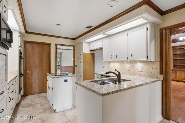 222 Greenfield Place, Brandon, MS 39047