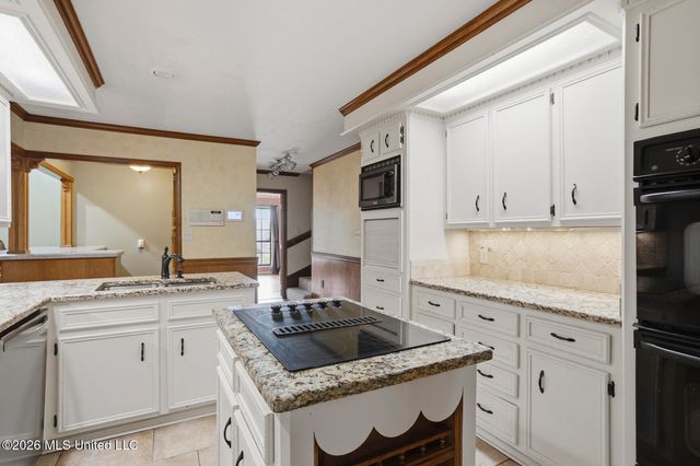 222 Greenfield Place, Brandon, MS 39047