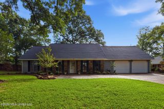 222 Greenfield Place, Brandon, MS 39047