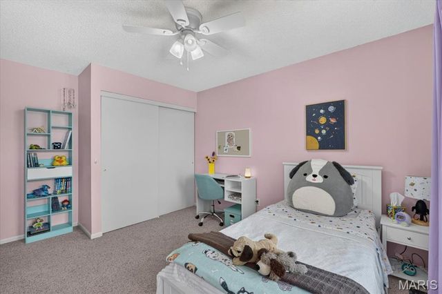 2 Democracy Circle, O'fallon, MO 63368