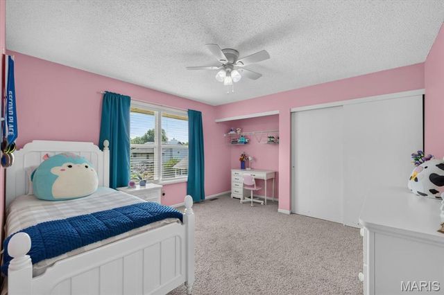 2 Democracy Circle, O'fallon, MO 63368