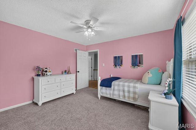 2 Democracy Circle, O'fallon, MO 63368