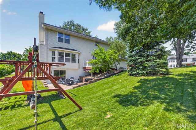 2 Democracy Circle, O'fallon, MO 63368
