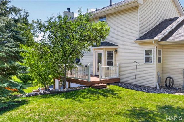 2 Democracy Circle, O'fallon, MO 63368