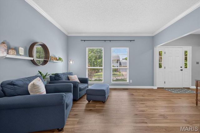 2 Democracy Circle, O'fallon, MO 63368
