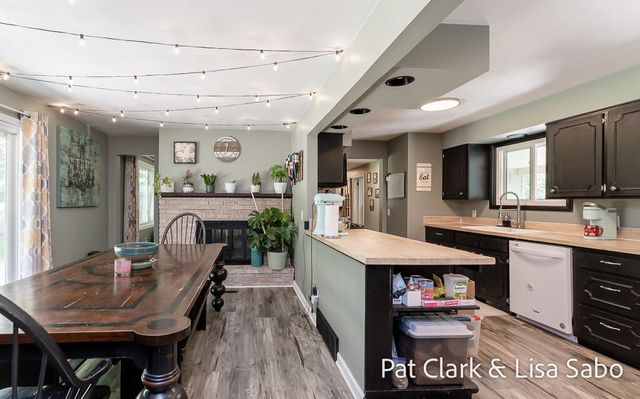 1297 Joslyn Road, Muskegon, MI 49445