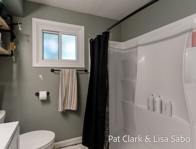 1297 Joslyn Road, Muskegon, MI 49445