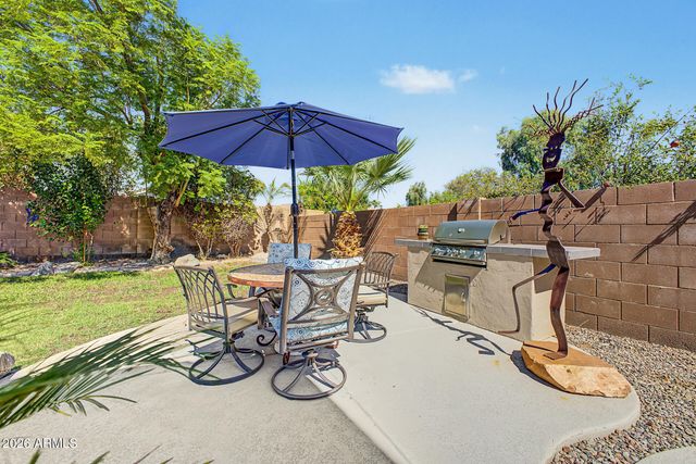 3330 E FORD Avenue, Gilbert, AZ 85234