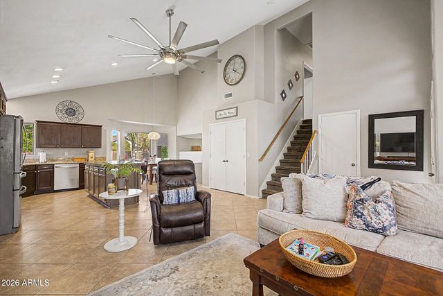 3330 E FORD Avenue, Gilbert, AZ 85234