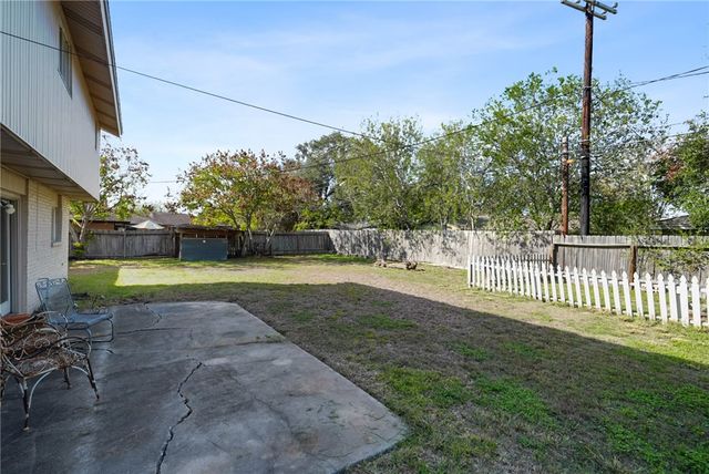 4622 Coventry Lane, Corpus Christi, TX 78411