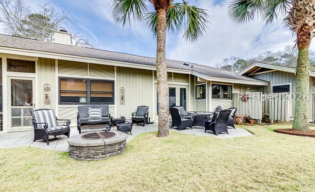 12 Myrtle Warbler Rd, Hilton Head Island, SC 29926