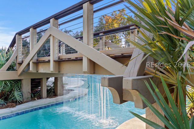 12 Myrtle Warbler Rd, Hilton Head Island, SC 29926