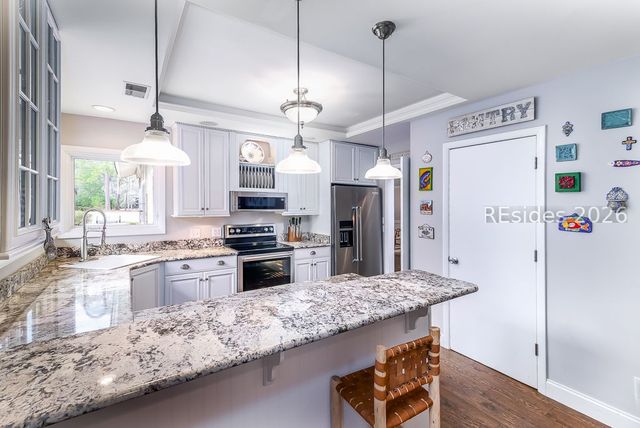 12 Myrtle Warbler Rd, Hilton Head Island, SC 29926