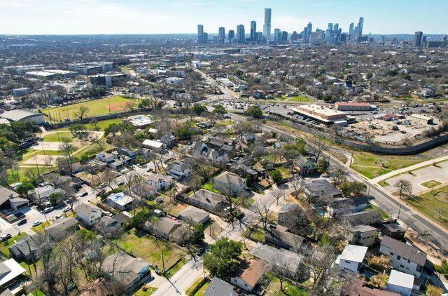 2707 Zaragosa ST, Austin, TX 78702