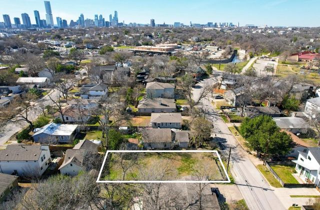 2707 Zaragosa ST, Austin, TX 78702