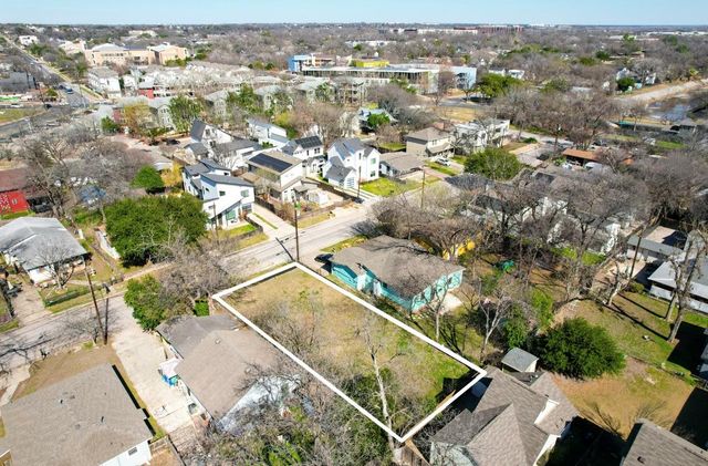 2707 Zaragosa ST, Austin, TX 78702