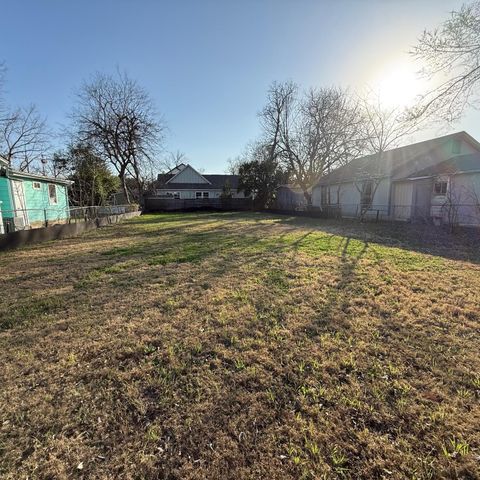 2707 Zaragosa ST, Austin, TX 78702