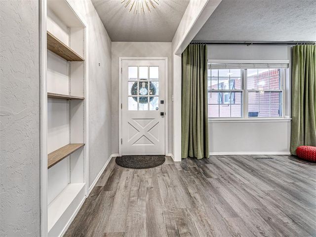 10505 Lyndon Road, The Village, OK 73120