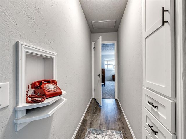 10505 Lyndon Road, The Village, OK 73120