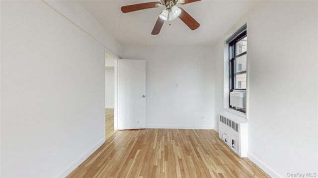 139-15 83rd Avenue 503, Briarwood, NY 11435