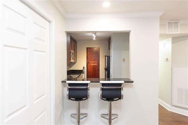 2657 Lenox Road P216, Atlanta, GA 30324