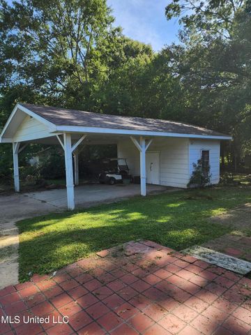 301 Jacobs Road, Poplarville, MS 39470