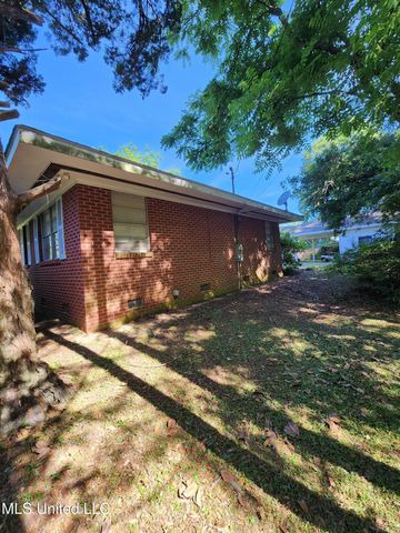 301 Jacobs Road, Poplarville, MS 39470