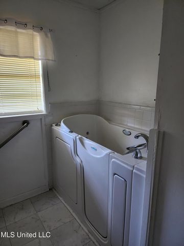 301 Jacobs Road, Poplarville, MS 39470