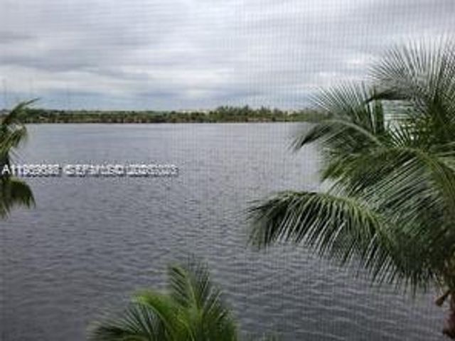 1075 NE Miami Gardens Drive 509, Miami, FL 33179