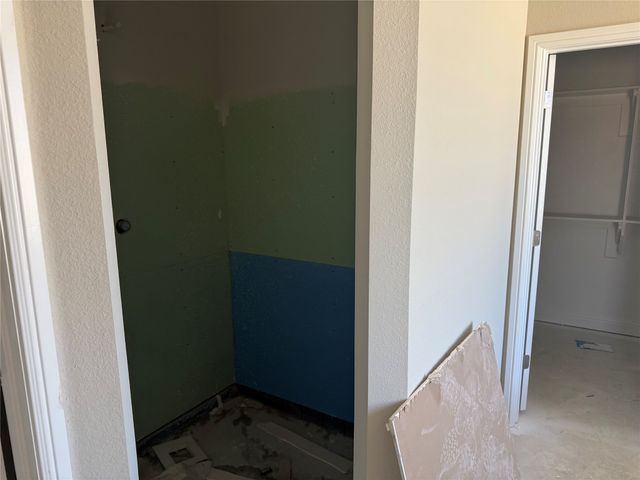 701 Broken Bow Lane, Cleburne, TX 76033