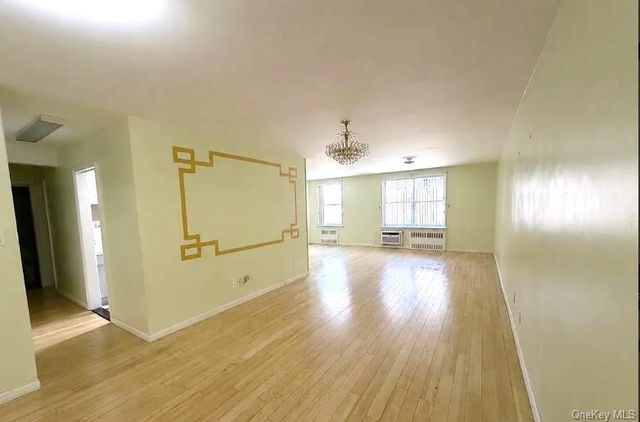 142-05 Roosevelt Avenue 415, Flushing, NY 11354