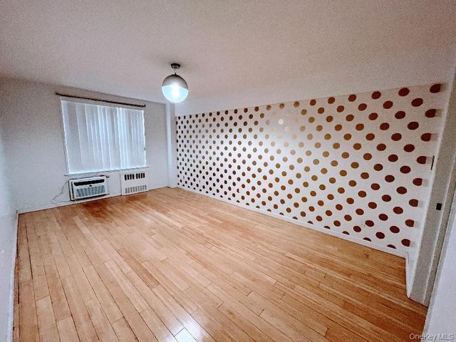 142-05 Roosevelt Avenue 415, Flushing, NY 11354