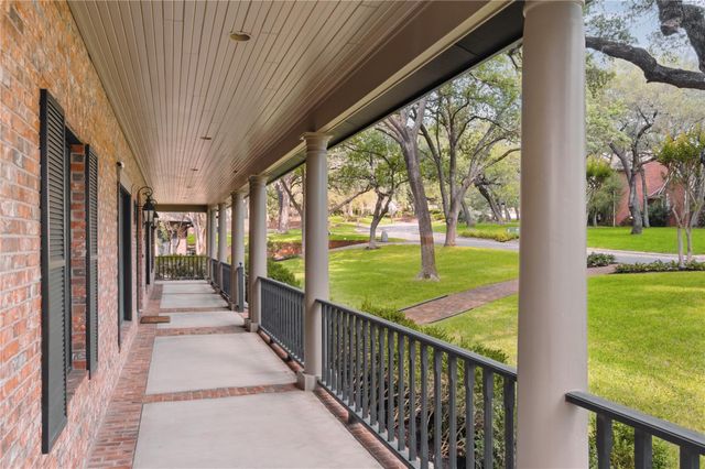 4209 Dunning LN, Austin, TX 78746