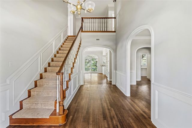 4209 Dunning LN, Austin, TX 78746