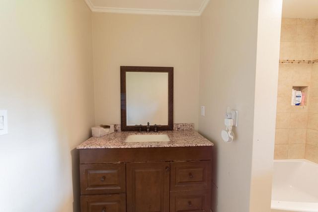 44470 Acacia Drive, Palm Desert, CA 92260