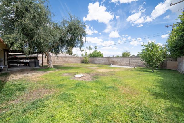 44470 Acacia Drive, Palm Desert, CA 92260