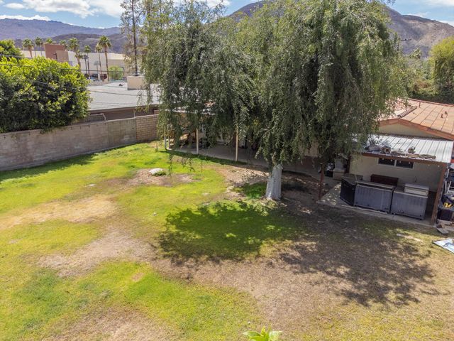 44470 Acacia Drive, Palm Desert, CA 92260
