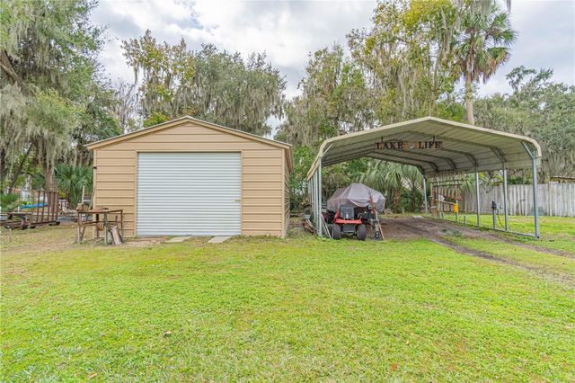 897 CR 454, Lake Panasoffkee, FL 33538