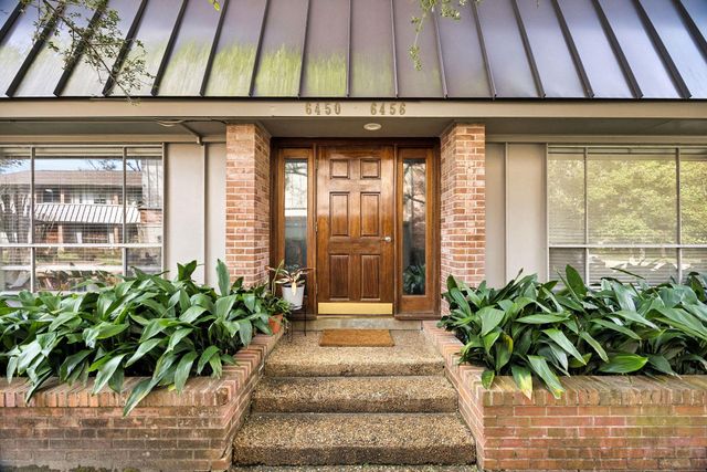 6456 Bayou Glen Road, Houston, TX 77057