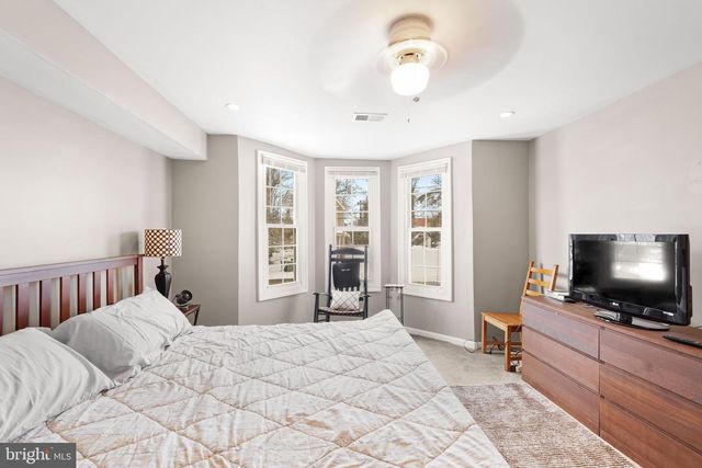 5013 THE ALAMEDA, Baltimore, MD 21239