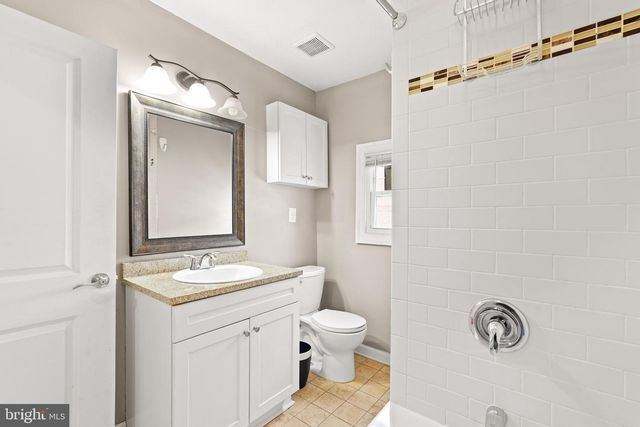 5013 THE ALAMEDA, Baltimore, MD 21239