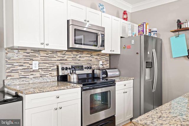 5013 THE ALAMEDA, Baltimore, MD 21239