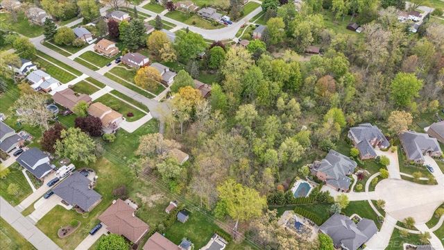 55767 Sandy Lane, Shelby Twp, MI 48316